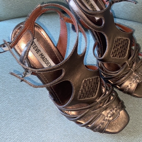Steve Madden gladiator heel - Picture 2 of 4